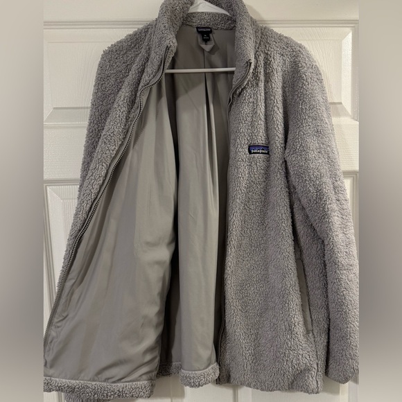 Patagonia Women’s fleece jacket - Picture 2 of 4